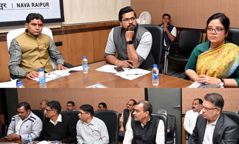 Review Meeting : राजस्व एवं आपदा प्रबंधन और खेलकूद एवं युवा कल्याण मंत्री श्री टंकराम वर्मा ने मंत्रालय में काम-काज संभाला