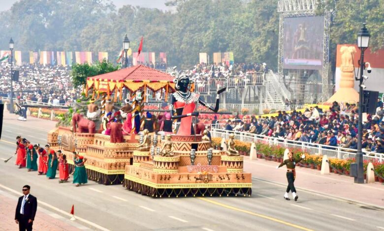 Muria Darbar of Bastar : देश और दुनिया ने कर्तव्य पथ पर देखा बस्तर का मुरिया दरबार, तालियों की गड़गड़ाहट के बीच कर्तव्य पथ पर निकली छत्तीसगढ़  की झांकी